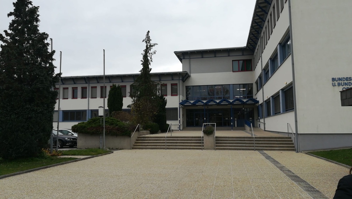 INSTITUTO-OBERPULLENDORF02